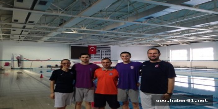 Trabzonspor'un genç yüzücüleri milli takımda