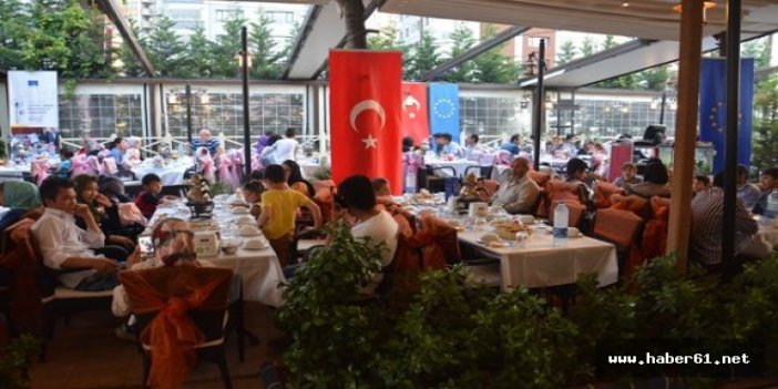 Trabzon'da mültecilerle dostluk iftarı