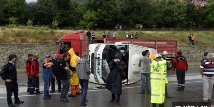 Trabzon'dan yola çıkan araç kaza yaptı!