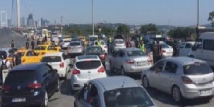 İstanbul'da köprüler trafiğe açıldı