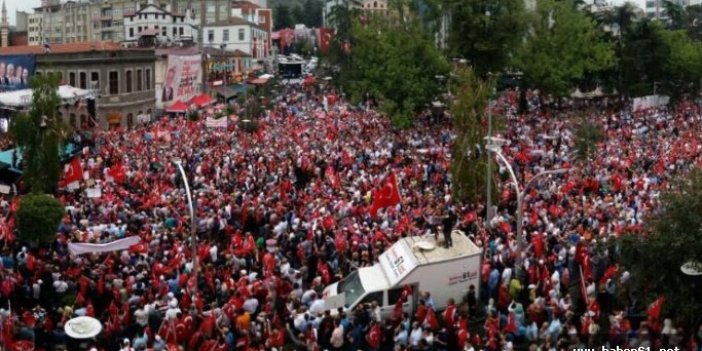 Trabzon demokrasi için yürüdü!