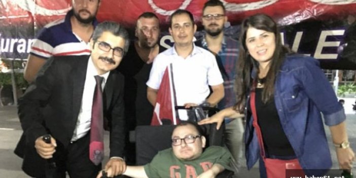 Trabzon’da vali yardımcısı ile engelli vatandaşın duygusal diyaloğu