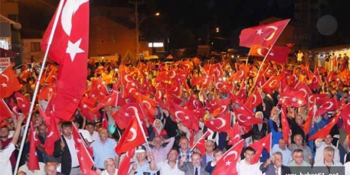 Trabzon'da demokrasi mitingi!