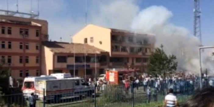 Elazığ'da Emniyet'e bombalı saldırı!