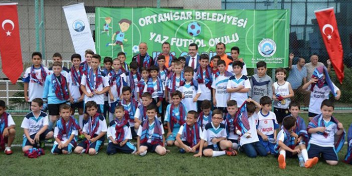 Ortahisar’ın Yaz Futbol Okulu sona erdi