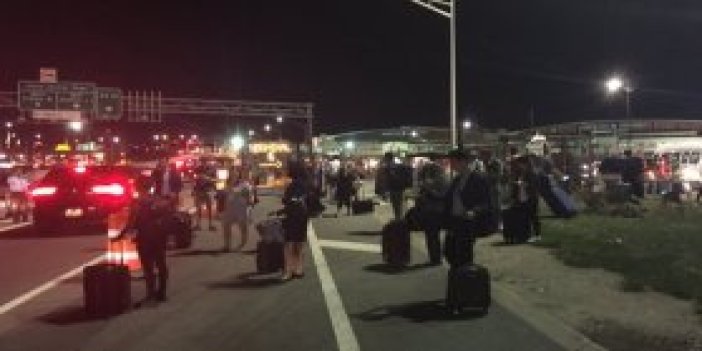 Havalimanı'nda bomba paniği