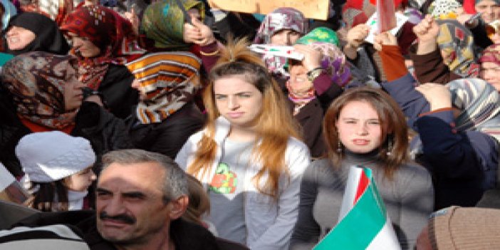 Rize'de İsrail protesto edildi