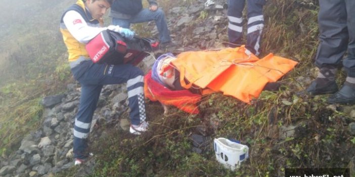 Trabzon'da araç 150 metrelik uçuruma yuvarlandı