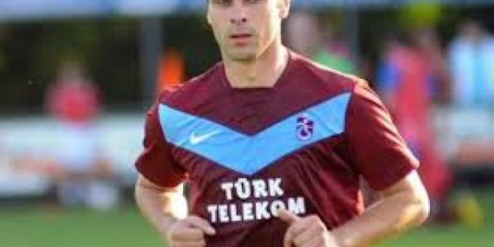 Eski Trabzonsporlu futbolcu tarihe gecti