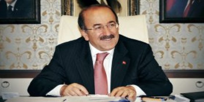 Başkan Gümrükçüoğlu'ndan Cumhuriyet Bayramı mesajı