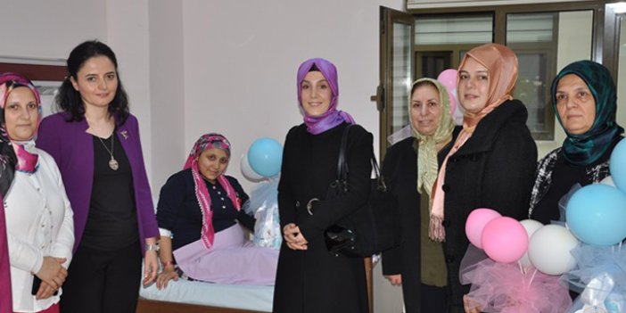 AK Parti Trabzon İl Kadın Kollarından anlamlı program