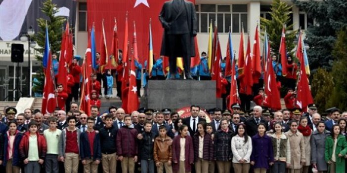 Atatürk Gümüşhane'de törenle anıldı
