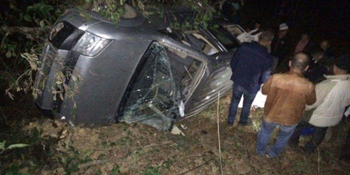 Giresun'da araç şarampole devrildi: 1 ölü 1 yaralı