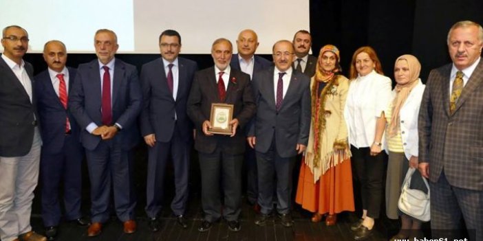 Trabzon'da "İslam Dinini Yıkım Projesi-FETÖ" konferansı