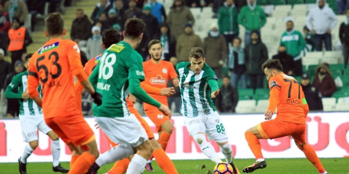 Bursaspor, Çaykur Rizespor’u yendi