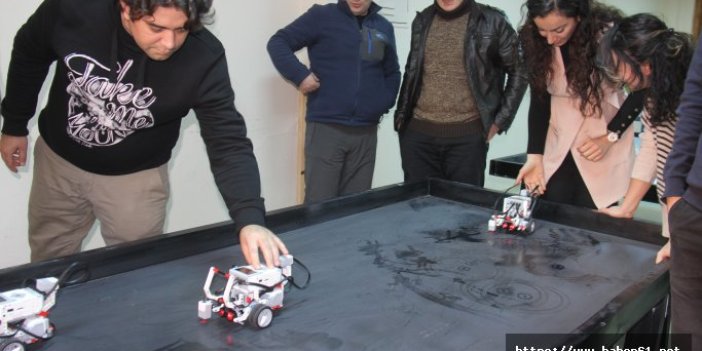 Artvin'de öğretmenlere legolarla robotik eğitimi
