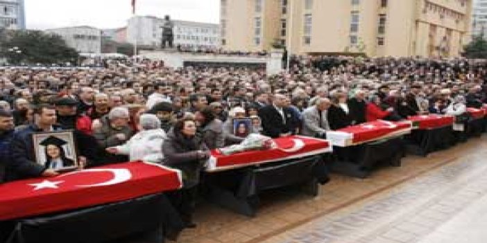 Trabzon ölen dağcıları uğurladı