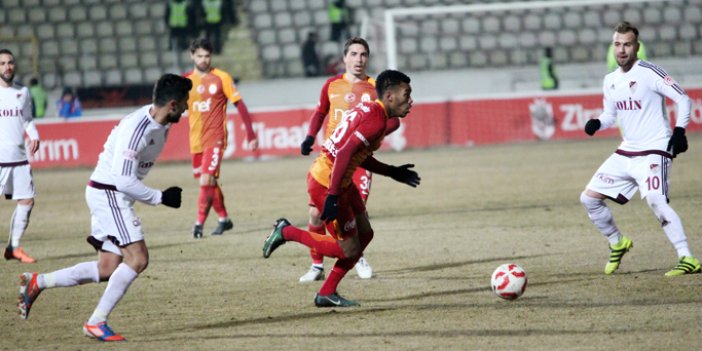 Galatasaray Elazığspor’u rahat geçti