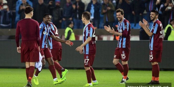 Trabzonspor Akhisar deplasmanında ilk peşinde