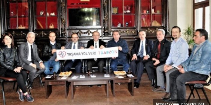 Sağlıkcılardan Trabzon gazeteciler cemiyetine ziyaret