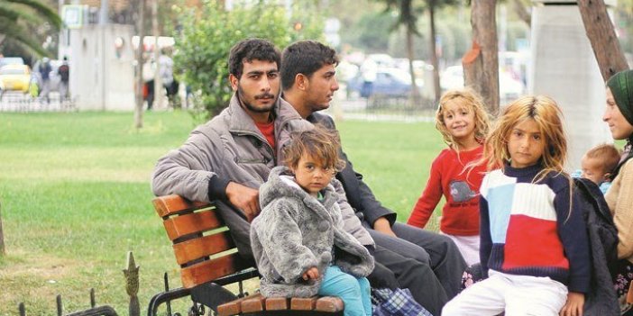 Türkiye'de kayıt altında kaç Suriyeli var?