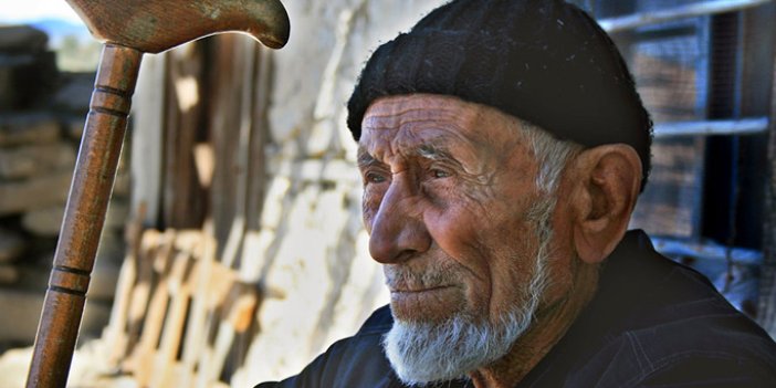Trabzon Halk Sağlığı'ndan Yaşlılara Saygı haftası mesajı