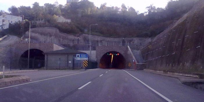 Karayolları uyardı! Rize Trabzon arasındaki tünel...