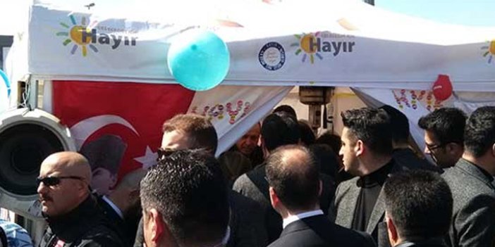 Cumhurbaşkanı Erdoğan "hayır" çadırında!