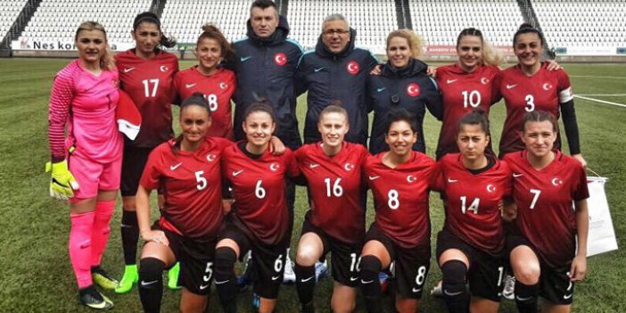 A Milli Kadın Futbol Takımı, Karadağ’ı ezdi geçti