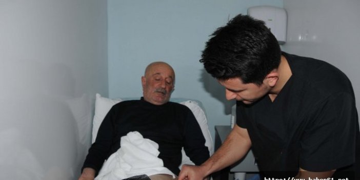 Trabzonlu doktor Hakkarililerin sevgisini kazandı