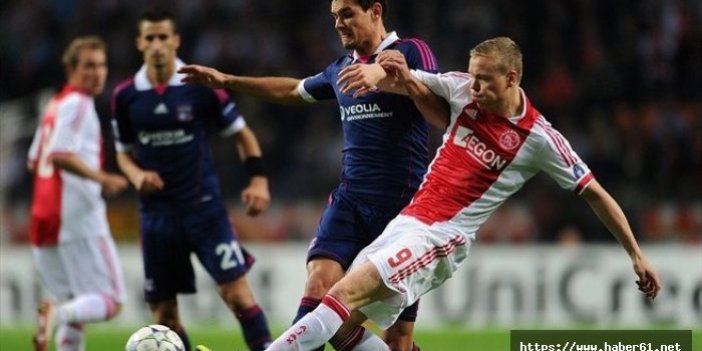 Ajax, sahasında Lyon'u 4 - 1 yendi