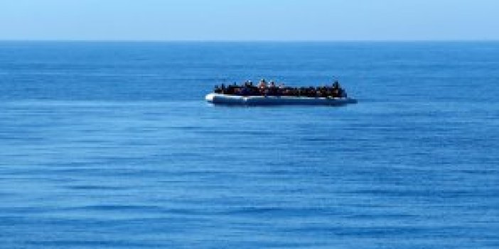 Akdeniz'de 250 göçmen kayboldu