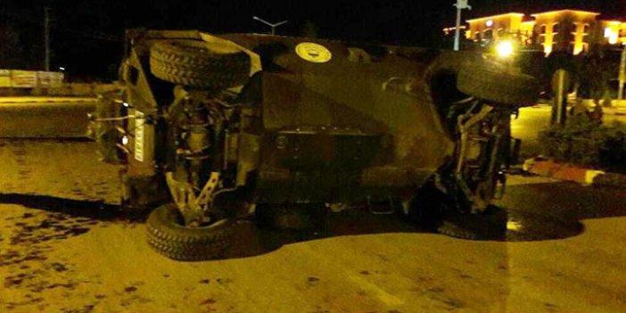 Askeri araç kaza yaptı: 7’si asker 9 kişi yaralandı