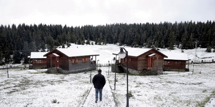 Trabzon'da Yaylalara kar yağdı