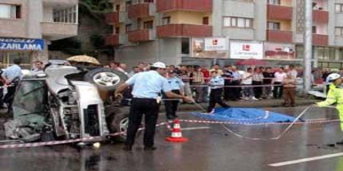 Trabzon'da Trafik Kazası 1 Ölü. 9 Eylül 2007