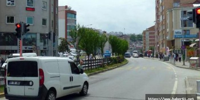 Trabzon'da sinyalizasyon ve kavşak çalışmaları sürüyor