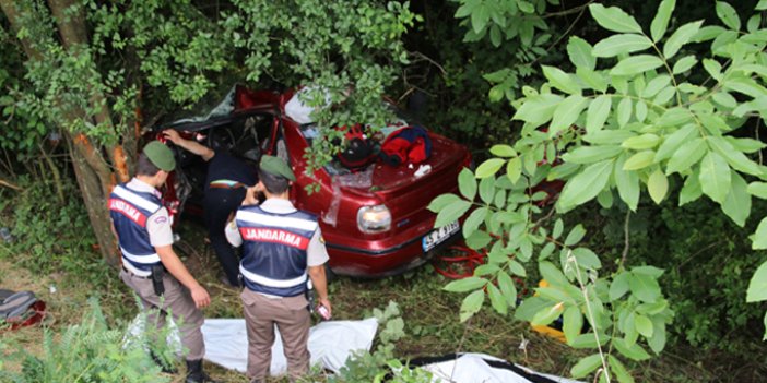 Otomobil ormanlık alana uçtu: 2 ölü, 2 yaralı