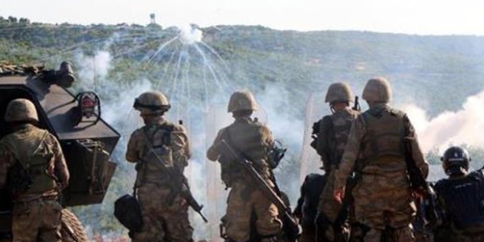 PKK'lıların tuzakladığı bomba patladı: 2 asker yaralı