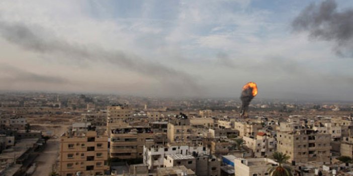 İsrail Gazze Şeridini bombaladı