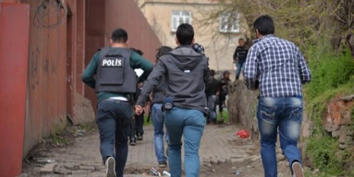 Sancaktepe'de Soyguncular polisle çatıştı