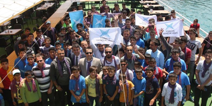 Şırnaklı ve Şanlıurfalı öğrenciler Trabzon’u gezdi