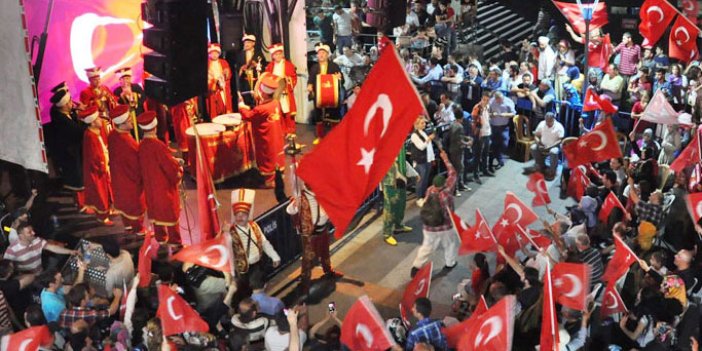 Trabzon'da Demokrasi Nöbeti
