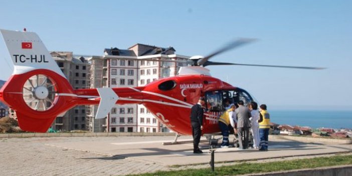 Trabzon'da ambulans helikopter parmak bebek için havalandı
