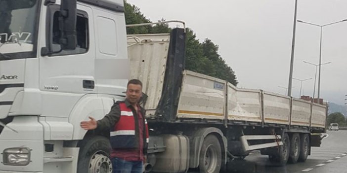 Trabzon'da kaygan yol kaza getirdi