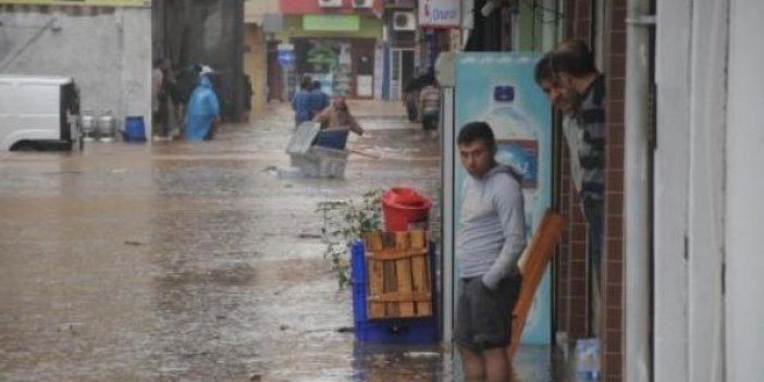 Trabzon'da sel mağdurlarına faizsiz 50 bin TL destek