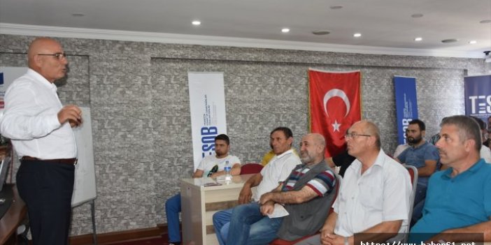 Trabzon'da şoförlere iletişim eğitimi sürüyor