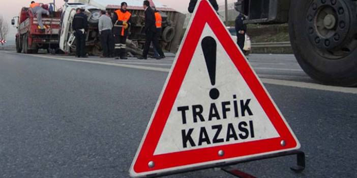 Kocaeli'nde Şarampole yuvarlanan araçta bulunan 2 kişi hayatını kaybetti. 30 Ağustos 2018