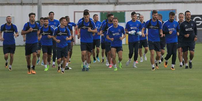 Trabzonspor Fenerbahçe'ye hazırlanıyor