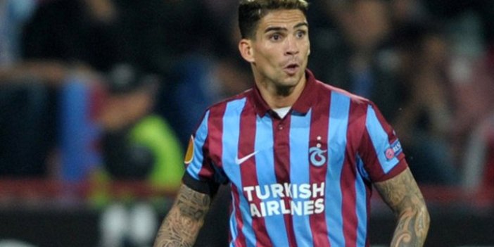 Trabzonspor'da bir isim daha ayrılıyor
