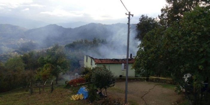 Zonguldak haberleri - Yangın evsiz bıraktı